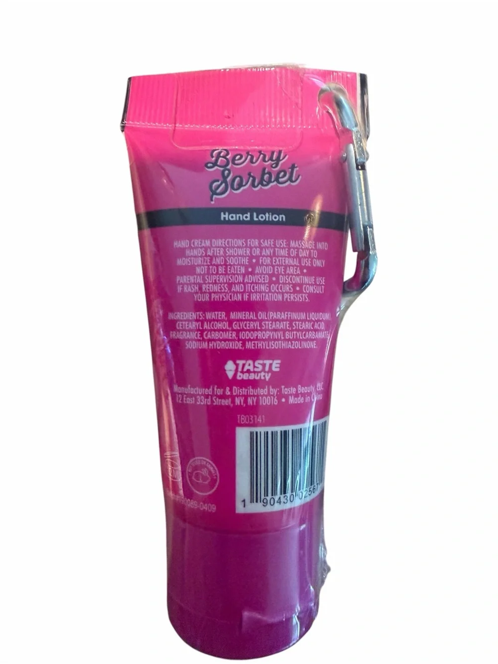 3x Berry Sorbet & 3x Vanilla Crème Scented Hand Lotion - Pink & Blue with hook